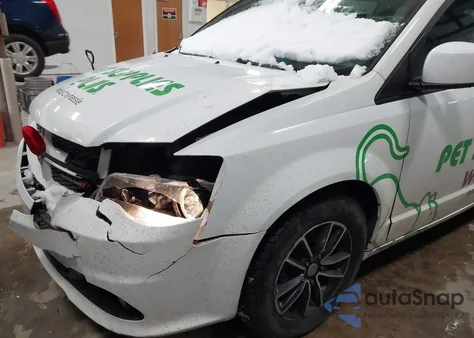 2018 Dodge Grand Caravan Gt z USA, uszkodzony, nr VIN 2C4RDGEG4JR206231